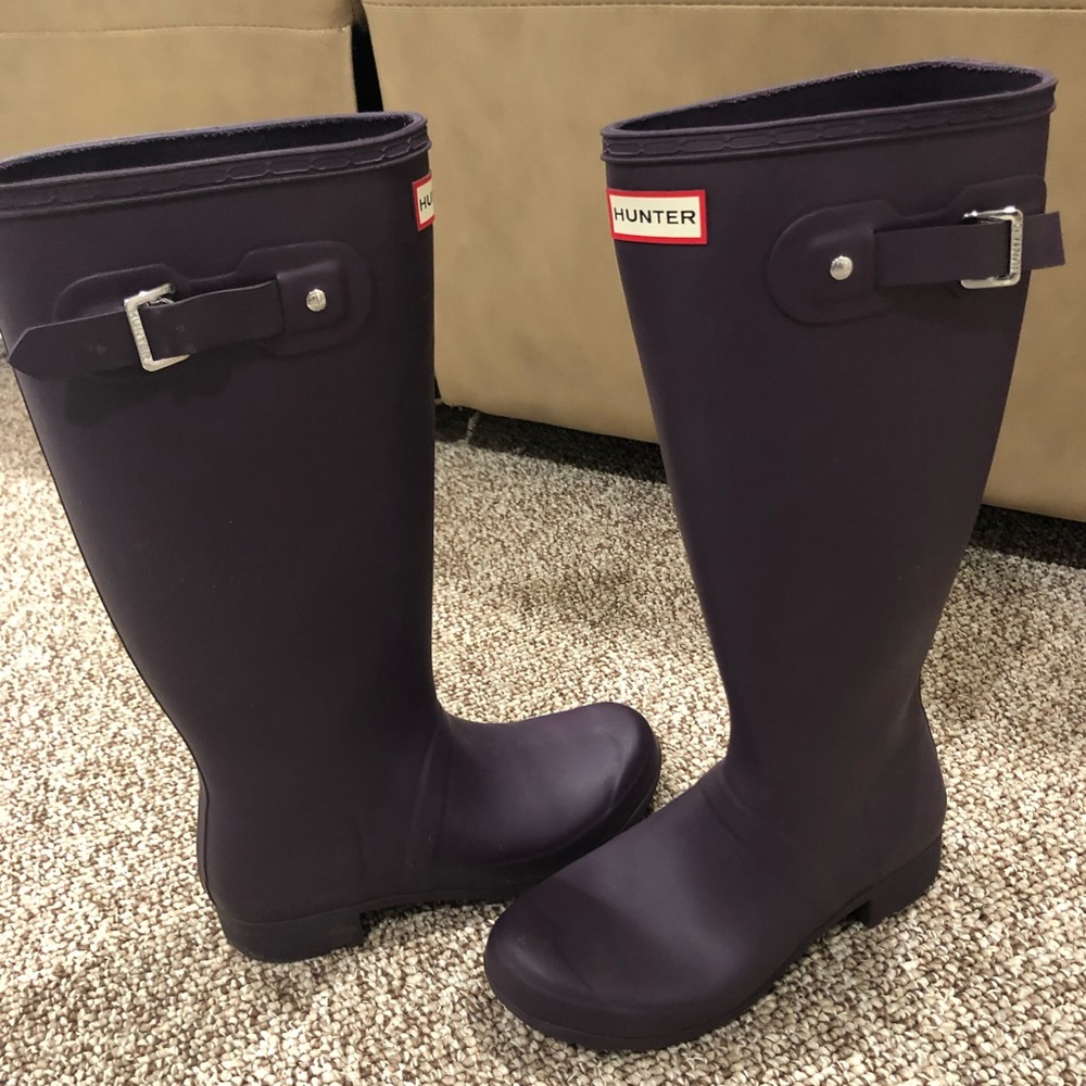 TALL MATTE PURPLE HUNTER BOOTS- worn once!